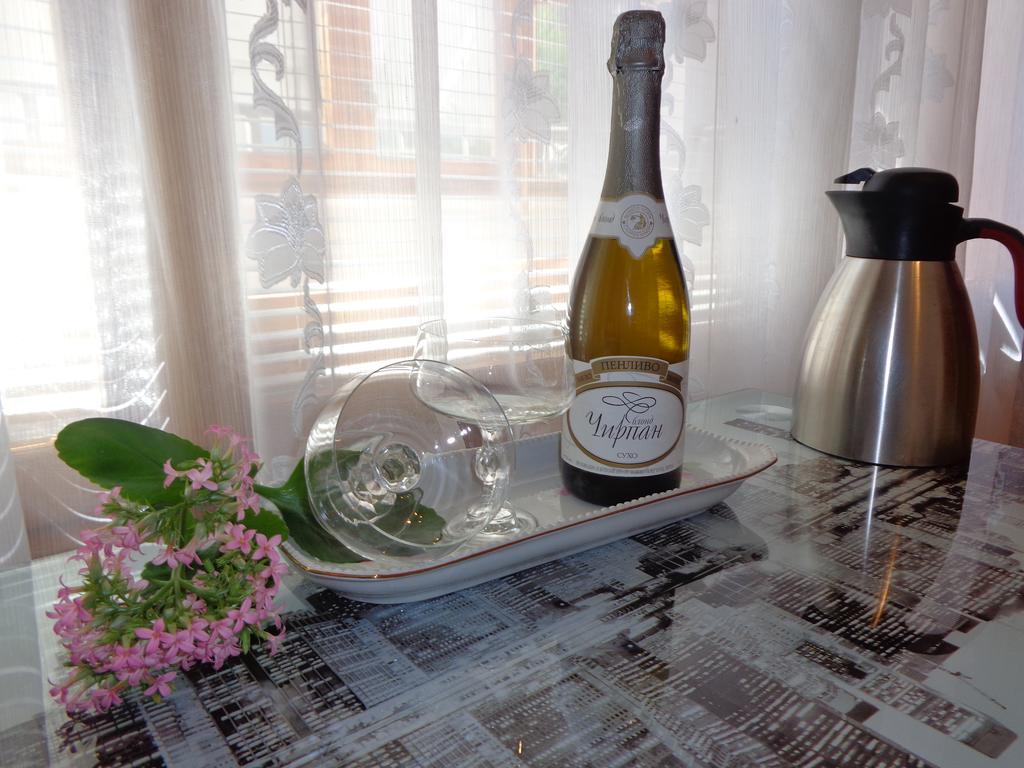 Zoya Apartment Burgas Stad Buitenkant foto