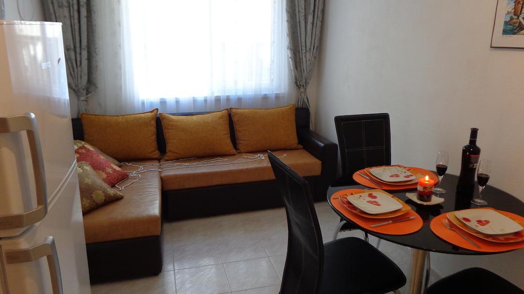 Zoya Apartment Burgas Stad Kamer foto